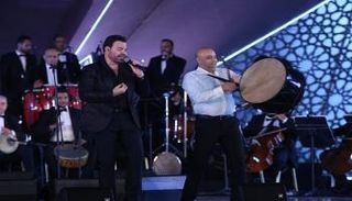 الحلاني أشعل حماس الجمهور برقصة الدبكة