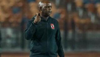 بيتسو موسيماني مدرب الأهلي المصري 