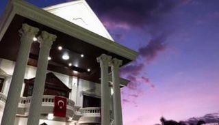 مقر إحدى البعثات الدبلوماسية التركية في لاوس- نورديك مونيتور