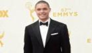 مؤلف الكتاب الأكثر مبيعاً في العالم ضيف معرض الشارقة.. قصة ملهمة