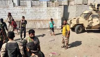 قوات الأمن خلال حملتها جنوب اليمن لضبط العناصر الإرهابية