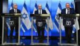 ائتلاف بينيت-لابيد.. عقدة عدم الاستقرار رغم إقرار الميزانية