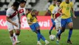 قبل السولية.. أشهر من مارسوا فن الرابونا في ملاعب العالم