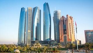 أبوظبي تواصل ريادتها.. 4 جوائز جديدة من السياحة العالمية