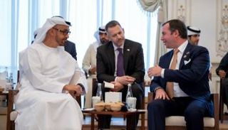 محمد بن زايد يستقبل ولي عهد لوكسمبورغ
