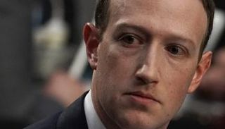 هل يتم ملاحقة مارك زوكربيرج مؤسس فيسبوك؟