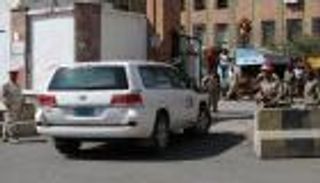 المبعوث الأممي في تعز للمرة الأولى.. كسر لحصار الحوثي