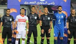 محمد عادل خلال قمة الأهلي والزمالك 