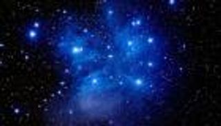 "الشقيقات السبع" تزين سماء الوطن العربي في نوفمبر