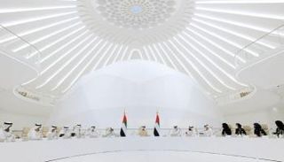 الشيخ محمد بن راشد آل مكتوم يترأس اجتماع مجلس الوزراء الإماراتي