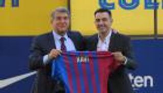 بعد وصول تشافي.. 5 صفقات جديدة على رادار برشلونة