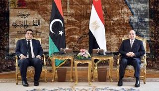 السيسي والمنفي - أرشيفية