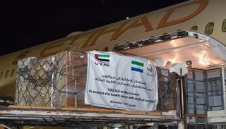 الطائرة تحمل 16 طناً من الإمدادات الطبية العاجلة إلى جمهورية سيراليون