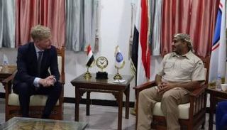 جانب من اللقاء بين صالح والمبعوث الأممي