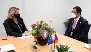 جانب من لقاء الدكتور سلطان بن أحمد الجابر وزيرة الانتقال البيئي في فرنسا