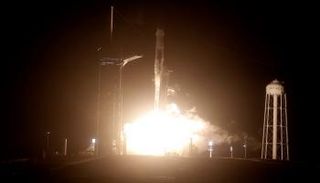 انطلاق صاروخ "فالكون 9"