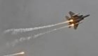 التحالف يستهدف منظومة دفاع جوي حوثية جنوب مأرب