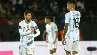 ميسي في لقاء أوروجواي والأرجنتين