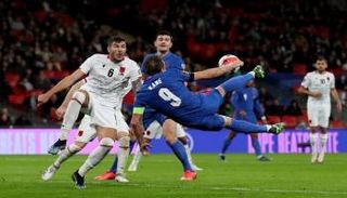 من فوز إنجلترا على ألبانيا