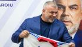 5 أسلحة.. كوزمين يكشف خطة إعادة الشارقة لمنصات التتويج