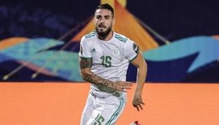 أندي ديلور مهاجم نيس الفرنسي ومنتخب الجزائر