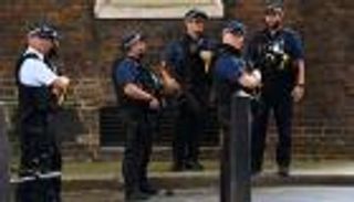 توقيف 3 أشخاص في إطار تحقيق بشأن انفجار سيارة في ليفربول