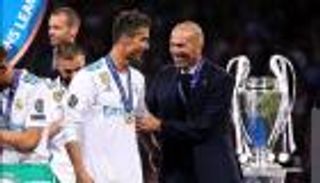 ليس مجرد لاعب.. رونالدو وسيلة مانشستر يونايتد للتعاقد مع زيدان