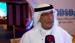  الأكاديمي الإماراتي عبدالخالق عبدالله