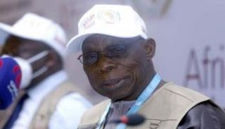 أولوسيجون أوباسانجو مبعوث الاتحاد الأفريقي 