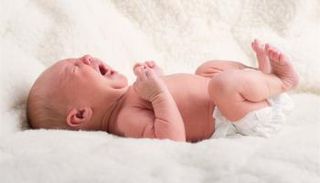 صديد البول عند الرضع