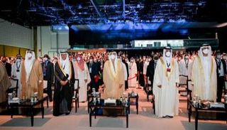 منصور بن زايد يشهد افتتاح النسخة الـ37 من