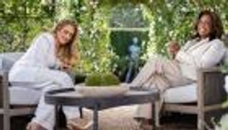 صور.. أديل تكشف كواليس خسارة وزنها مع أوبرا وينفري