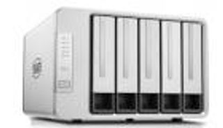 D5-300C.. نظام تخزين "مهول" بسعة 90 تيرابايت