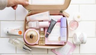 حافظي على صحة بشرتك في الشتاء بـ7 منتجات