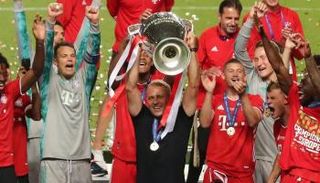 فليك حاملا كأس دوري أبطال أوروبا