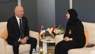 سارة الأميري مع الدكتور نيناد بوبوفيتش