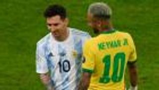 بعد غياب نيمار.. هل يشارك ميسي أساسيا ضد البرازيل؟