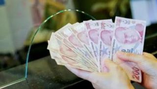 هبوط قياسي لسعر الليرة التركية