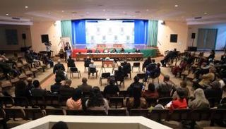 جانب من الجلسة بمنتدى أصيلة الثقافي