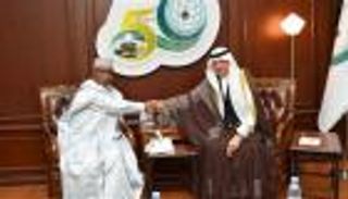 خلفًا للعثيمين.. التشادي حسين طه يتسلم مهامه أمينا عاما لـ"التعاون الإسلامي"