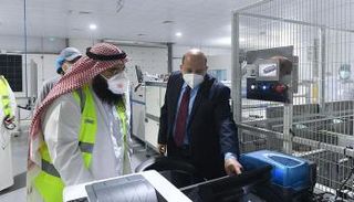 أكبر مصنع لإنتاج الألواح الشمسية في منطقة الشرق الأوسط وشمال أفريقيا