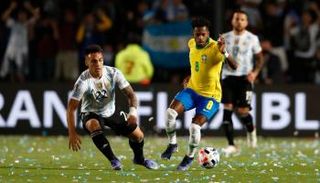 من مباراة الأرجنتين والبرازيل