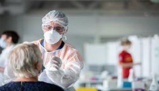 اختبار كورونا في سويسرا- أرشيفية