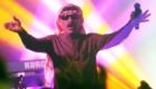 اعتقال مغنٍ سوري شهير في تركيا.. اتهامات بـ"الإرهاب"