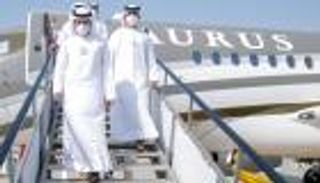حمدان بن محمد يزور معرض "دبي للطيران 2021"