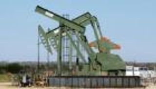 قرار "استراتيجي" لآسيا يدفع النفط لأدنى مستوى في 6 أسابيع