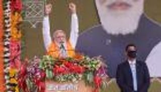 "مودي" يلغي 3 قوانين هندية زراعية فجأة.. ما السبب؟