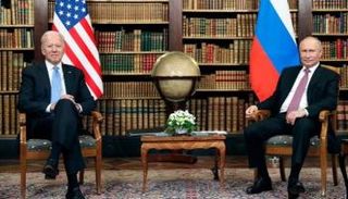 الرئيسان الأمريكي والروسي خلال لقاء سابق