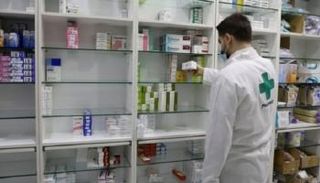 اللبنانيون يعانون منذ أشهر من نقص الأدوية