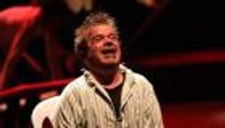 الفنان العراقي رائد محسن لـ"العين الإخبارية": أحلم بمسرحية سعيدة